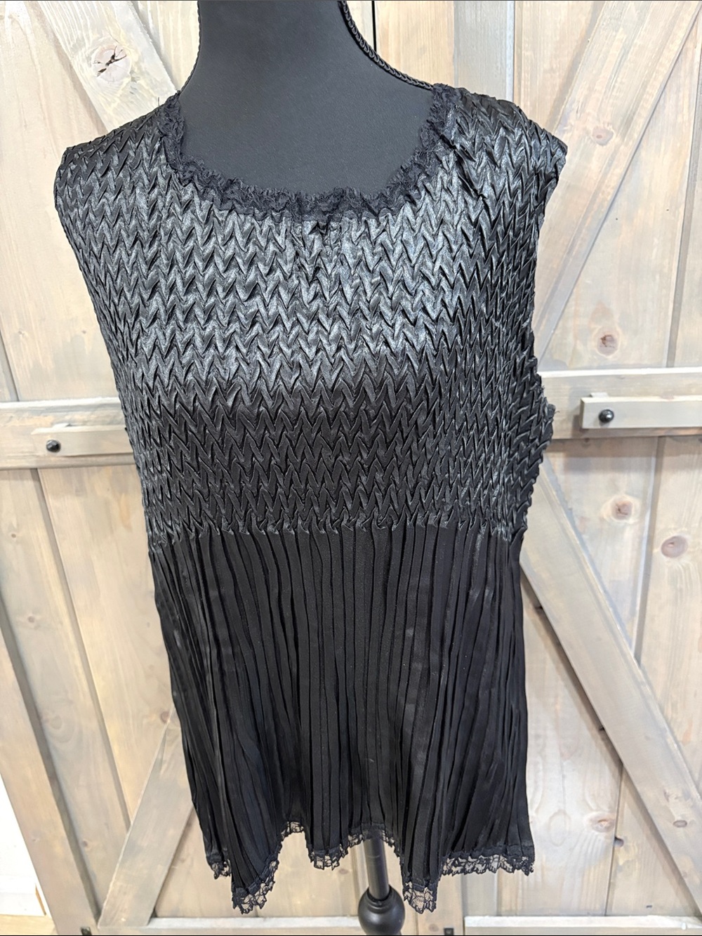 Cato Black Textured Pleated Sleeveless Blouse